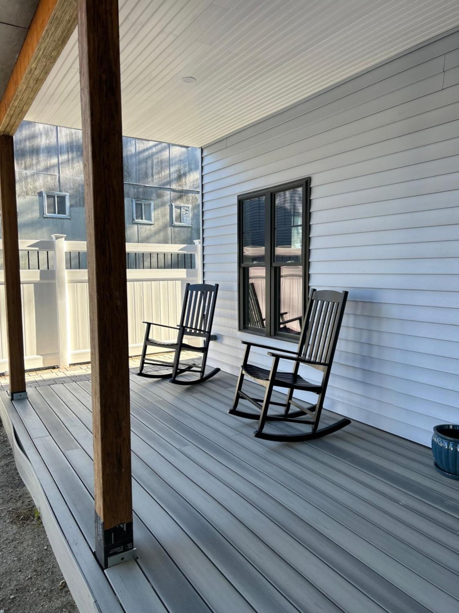 Canterbury Suites B&B บาร์ฮาเบอร์ ภายนอก รูปภาพ